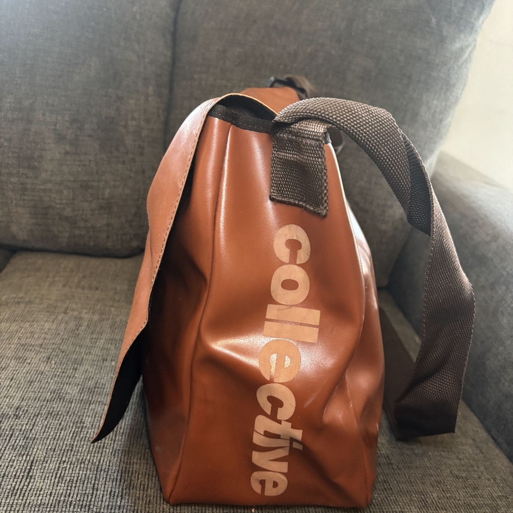 Collective laptop bag